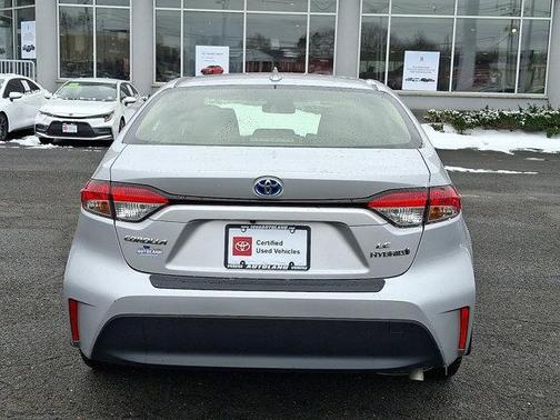 2024 Toyota Corolla Hybrid LE