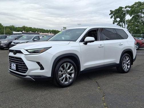 2024 Toyota Grand Highlander Hybrid XLE