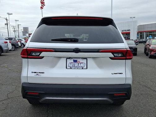 2024 Toyota Grand Highlander Hybrid XLE