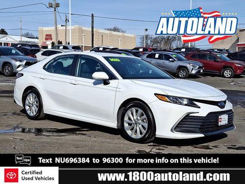 2022 Toyota Camry LE