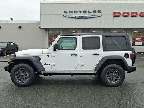 Bright White Clearcoat 2024 Jeep Wrangler Sport S