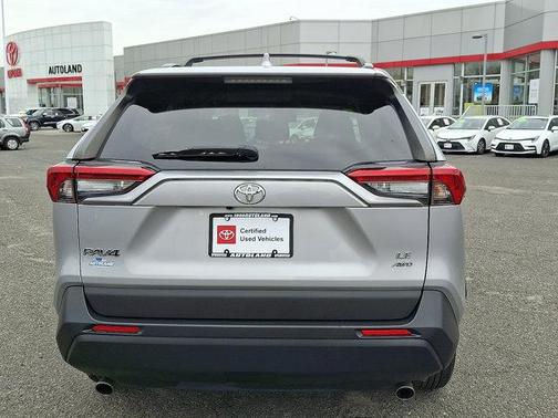 2021 Toyota RAV4 LE