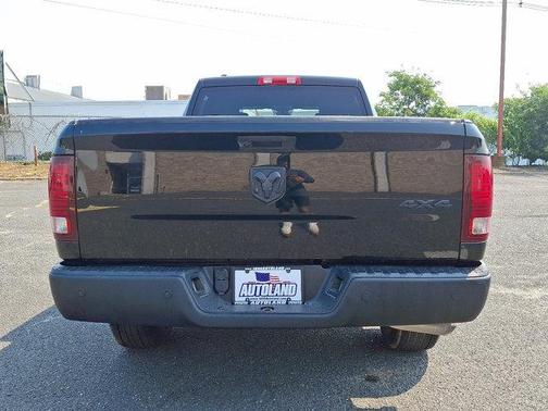 2022 RAM 1500 Classic Warlock Quad Cab 4x4 6'4' Box