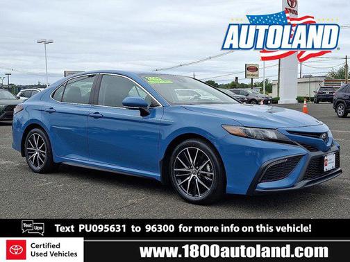 2023 Toyota Camry SE