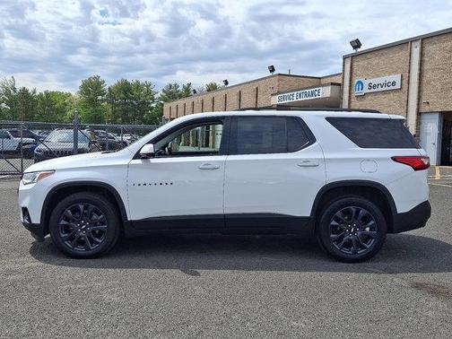 Summit White 2021 Chevrolet Traverse RS
