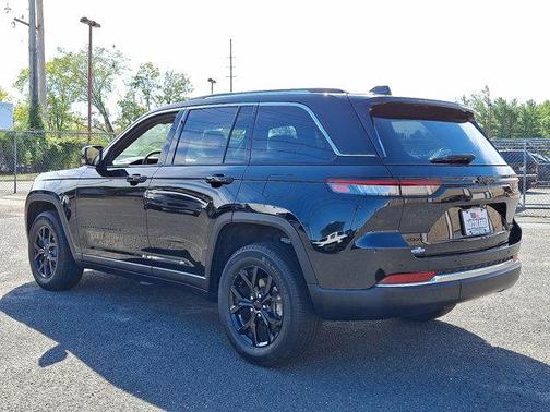2023 Jeep Grand Cherokee Limited X