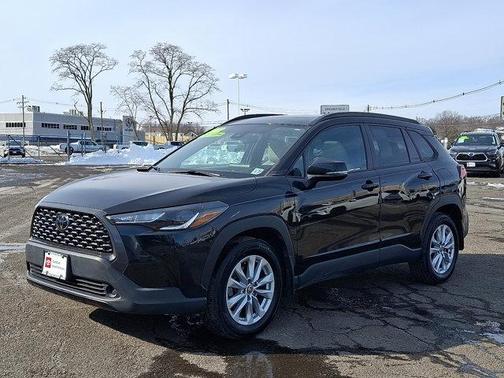 2022 Toyota Corolla Cross LE