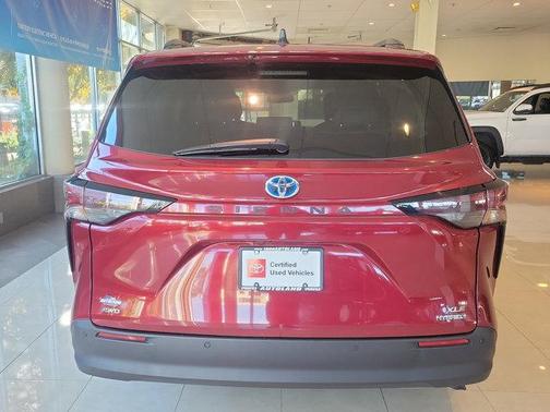 2023 Toyota Sienna XLE 7 Passenger