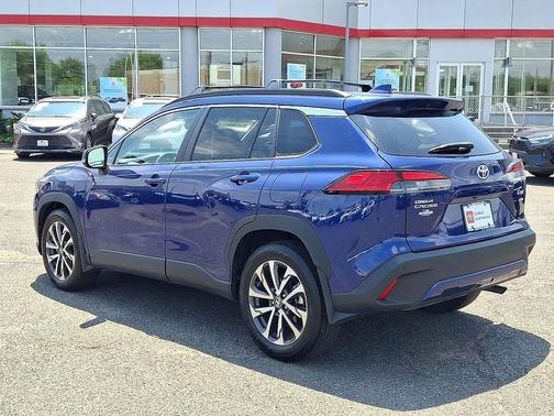 Blue Crush Metallic 2023 Toyota Corolla Cross XLE