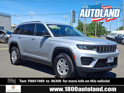 Silver Zynith 2023 Jeep Grand Cherokee Laredo