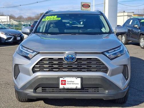 2024 Toyota RAV4 Hybrid XLE