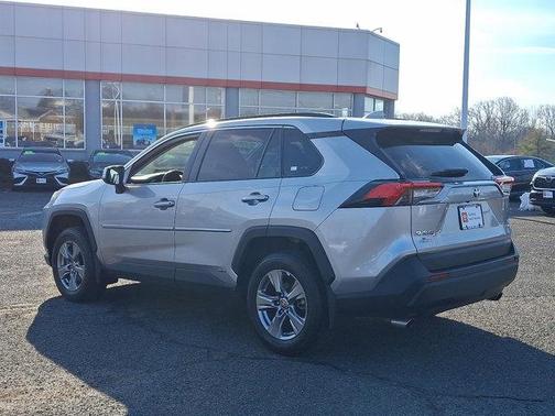 2024 Toyota RAV4 Hybrid XLE