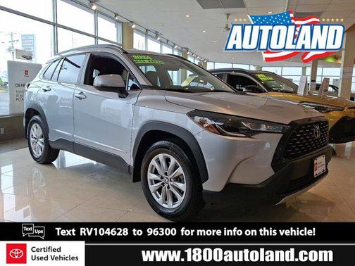 2024 Toyota Corolla Cross LE
