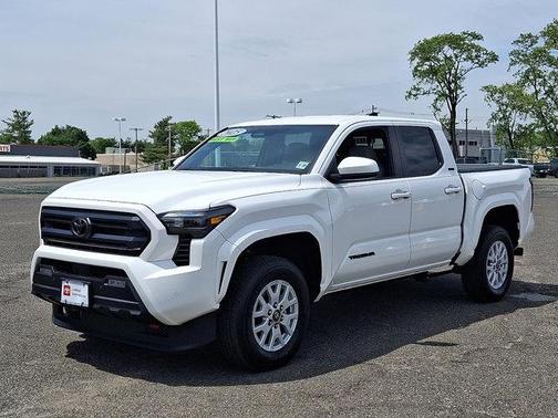 Ice Cap 2025 Toyota Tacoma SR5