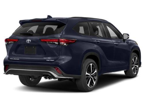 Wind Chill Pearl 2022 Toyota Highlander XLE