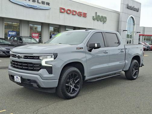 Slate Gray Metallic 2024 Chevrolet Silverado 1500 RST
