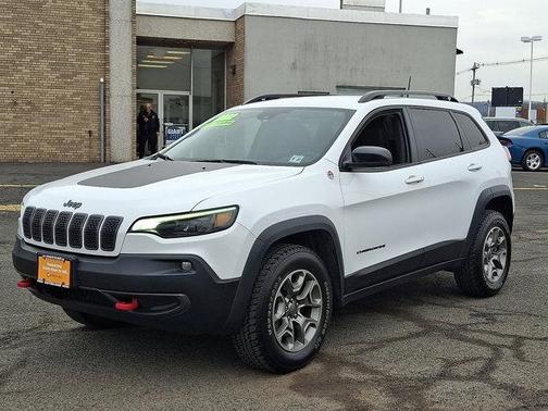 2022 Jeep Cherokee Trailhawk