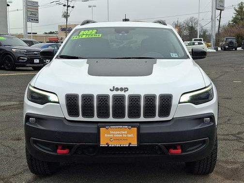 2022 Jeep Cherokee Trailhawk