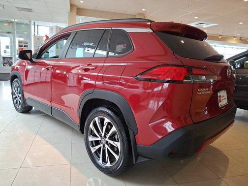 2022 Toyota Corolla Cross XLE