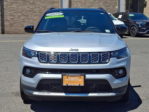 Silver Zynith Metallic Clearcoat 2025 Jeep Compass Limited