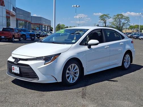 'ICE CAP' 2024 Toyota Corolla LE