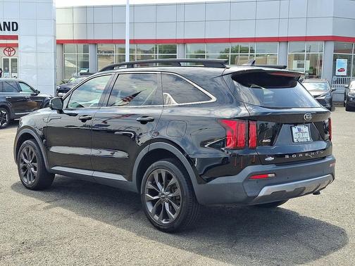 Ebony Black 2021 Kia Sorento SX