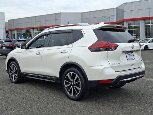 2018 Nissan Rogue SL