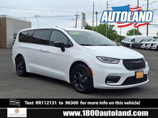 Bright White Clearcoat 2024 Chrysler Pacifica Hybrid S Appearance Pkg