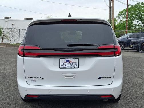 Bright White Clearcoat 2024 Chrysler Pacifica Hybrid S Appearance Pkg
