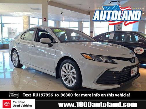 2024 Toyota Camry LE