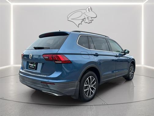Silk Blue Metallic 2019 Volkswagen Tiguan 2.0T SEL