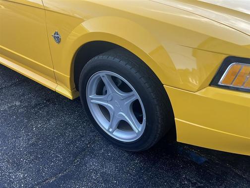 1999 Ford Mustang GT