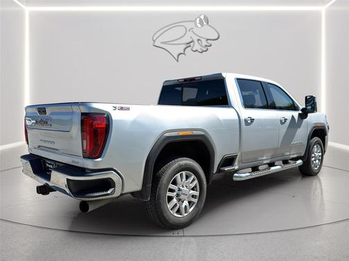 Quicksilver Metallic 2023 GMC Sierra 3500 SLT