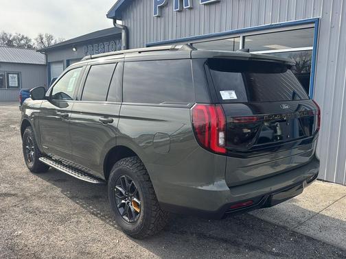 2025 Ford Expedition Tremor