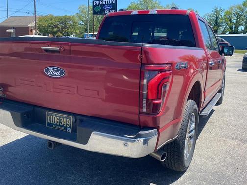 Rapid Red Metallic Tinted Clearcoat 2024 Ford F-150 Lariat