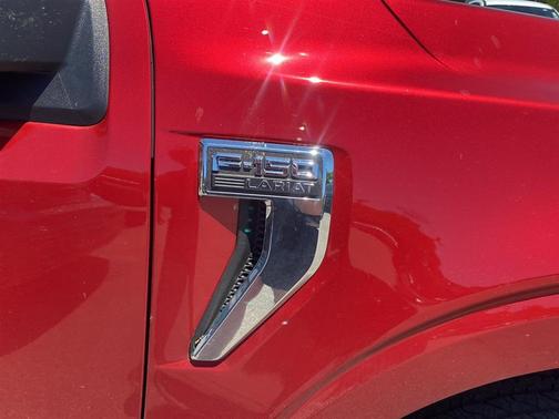 Rapid Red Metallic Tinted Clearcoat 2024 Ford F-150 Lariat