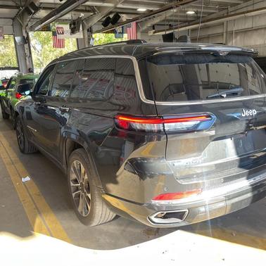 2022 Jeep Grand Cherokee L Overland