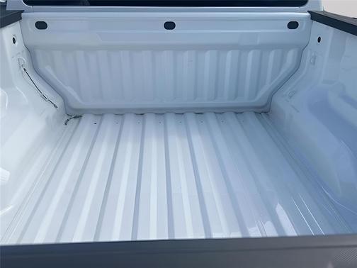 Summit White 2024 GMC Canyon Elevation