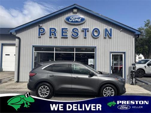2022 Ford Escape SE