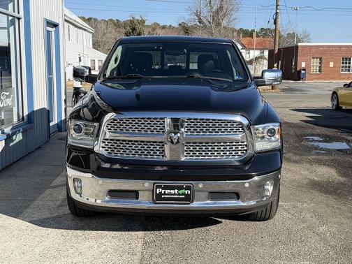 2017 RAM 1500 Laramie