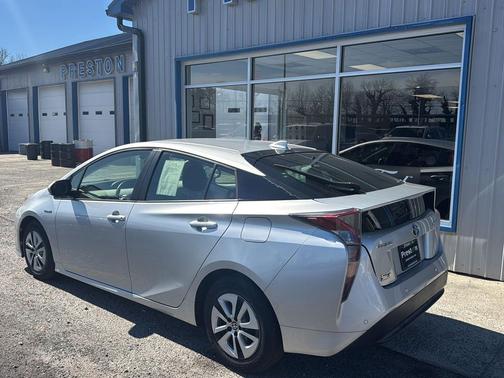 2017 Toyota Prius Two