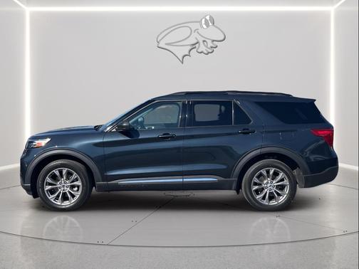 Stone Blue Metallic 2022 Ford Explorer XLT