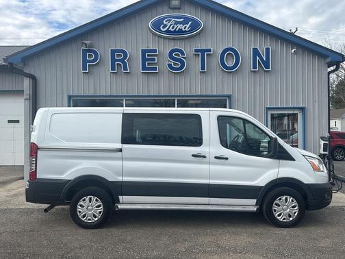 2022 Ford Transit-250 Base