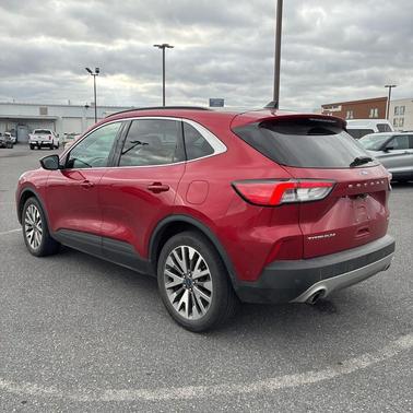 2021 Ford Escape Titanium