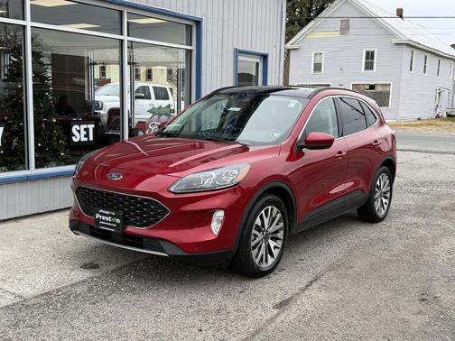 2021 Ford Escape Titanium