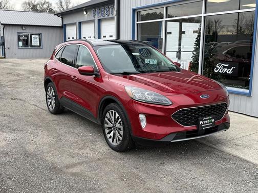 2021 Ford Escape Titanium