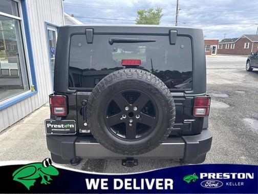 2016 Jeep Wrangler SPORT