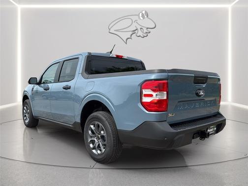 Azure Gray Metallic Tri-Coat 2026 Ford Maverick XLT