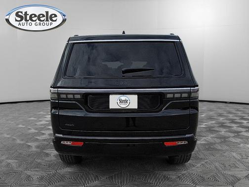 2026 Jeep Grand Wagoneer Base