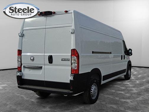 Bright White Clearcoat 2026 RAM ProMaster 2500 High Roof